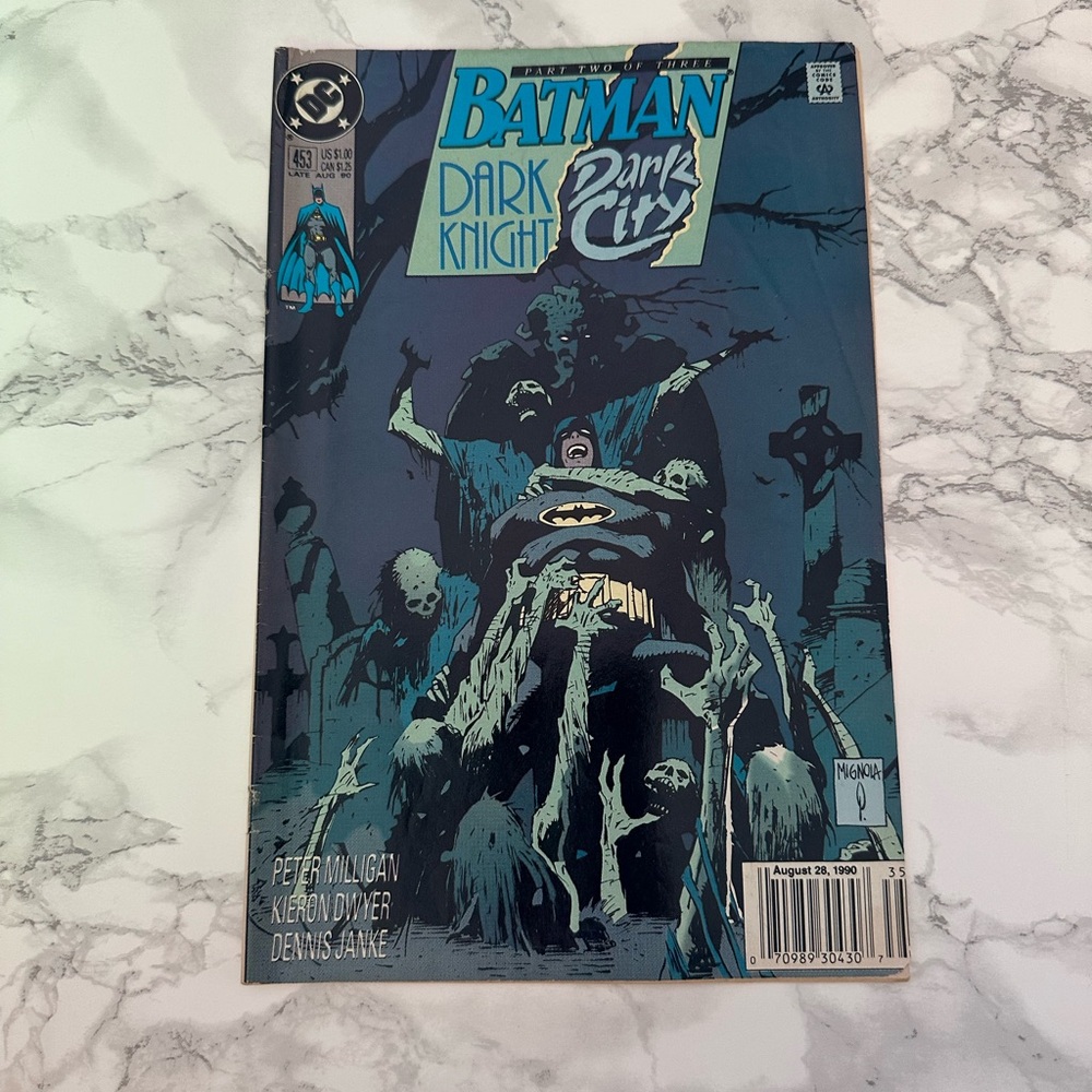 Batman Comic Book Set - Picture 2 of 4